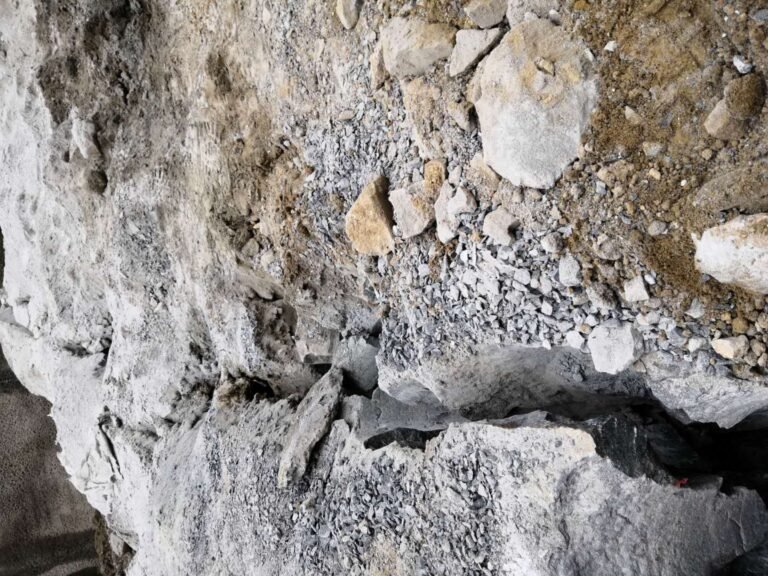 Hard Bluestone Mining! From 200T to 2000T/D | 150 Hydraulic Splitter High Efficiency Solution