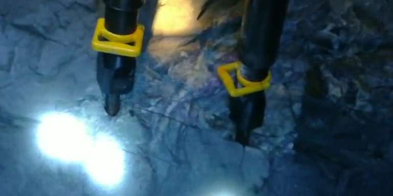DL350 Hydraulic Rock Splitter for Underground Marble Tunnel Excavation